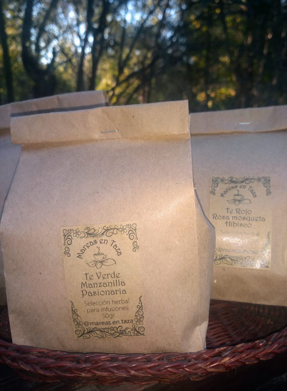 Imagen ilustrativa de Hierbas:Te Verde,Manzanilla,Pasionaria 50grs "Mareas en taza"